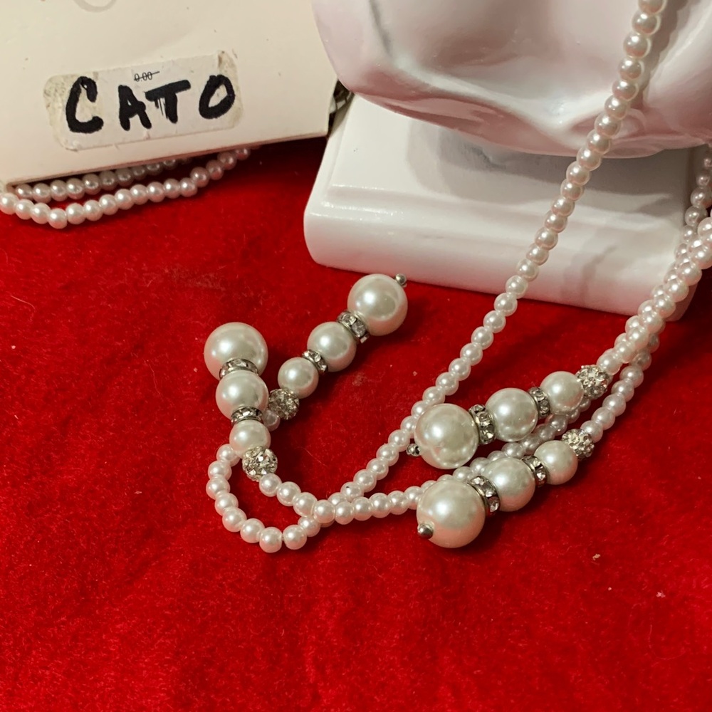 Cato Classic White Faux Pearl Necklace Singed NWT - Picture 4 of 5